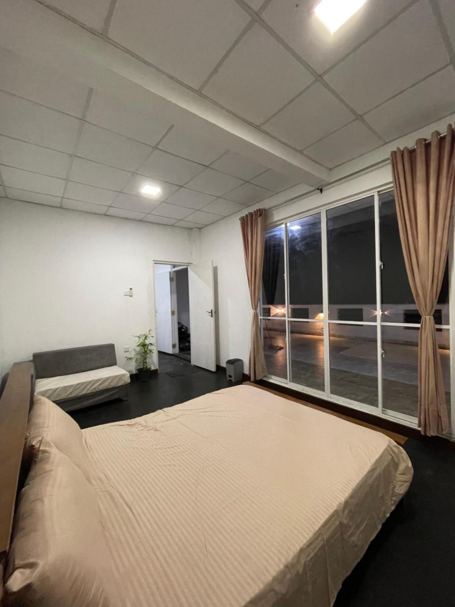 Misty Mountain Lodge Кегал Екстериор снимка